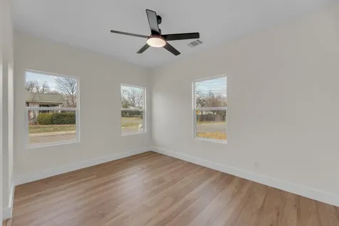 2102 S Church Street Georgetown TX 78626