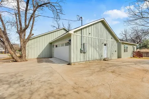 2102 S Church Street Georgetown TX 78626