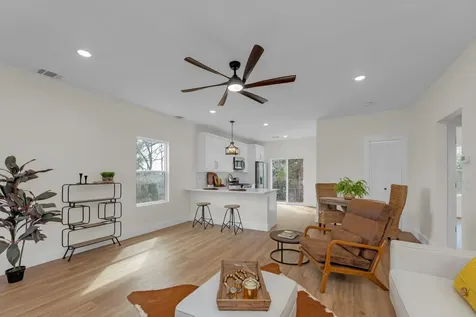 2102 S Church Street Georgetown TX 78626