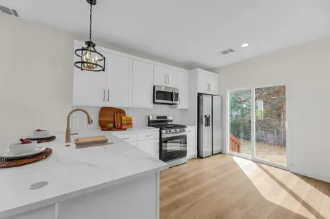 2102 S Church Street Georgetown TX 78626