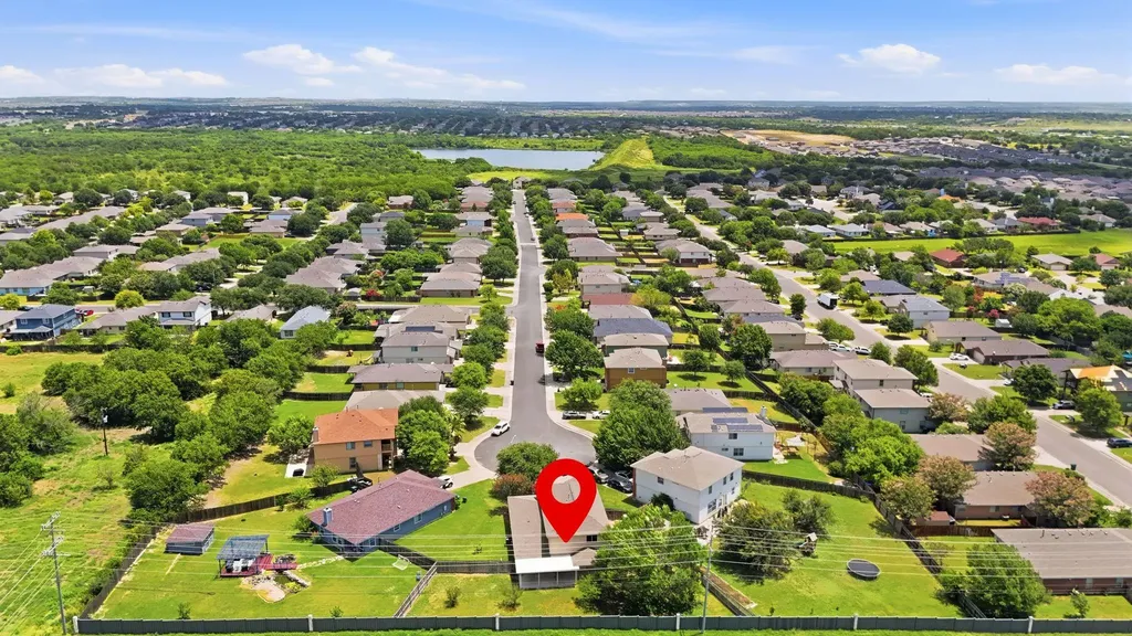 308 Loon Lake Drive Kyle TX 78640