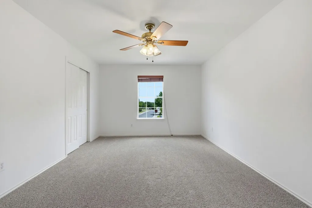 308 Loon Lake Drive Kyle TX 78640