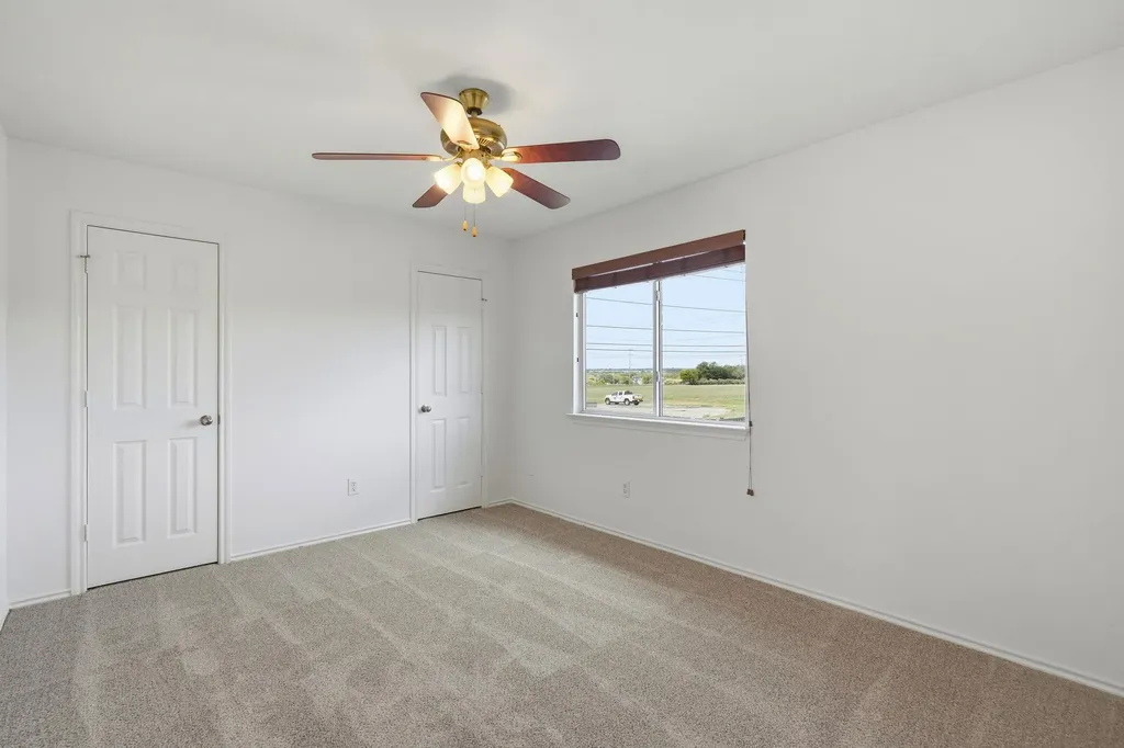 308 Loon Lake Drive Kyle TX 78640