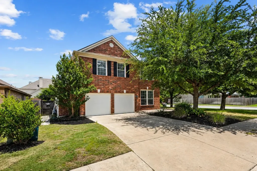 21001 Haddington Cove Hutto TX 78634
