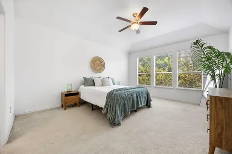 21001 Haddington Cove Hutto TX 78634