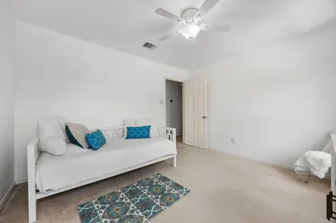 21001 Haddington Cove Hutto TX 78634