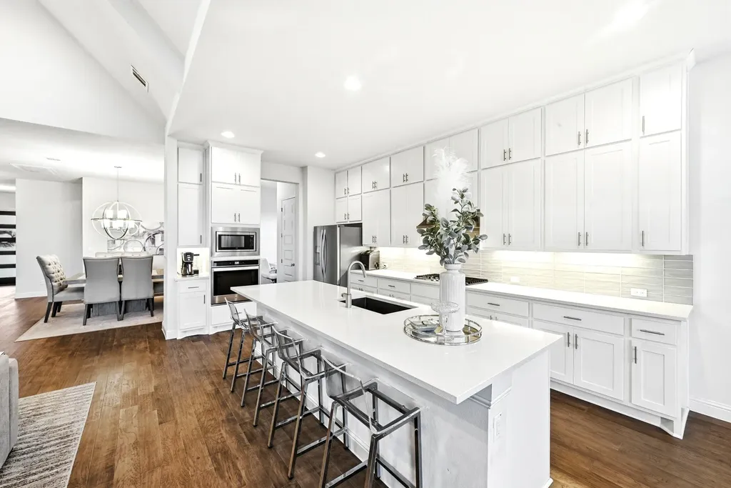 804 Nicosia Court Leander TX 78641