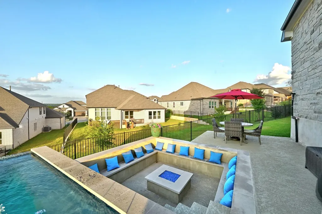 804 Nicosia Court Leander TX 78641