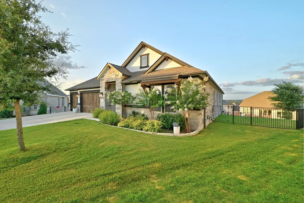 804 Nicosia Court Leander TX 78641