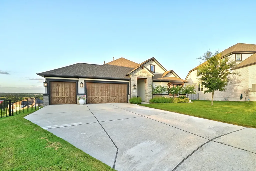 804 Nicosia Court Leander TX 78641