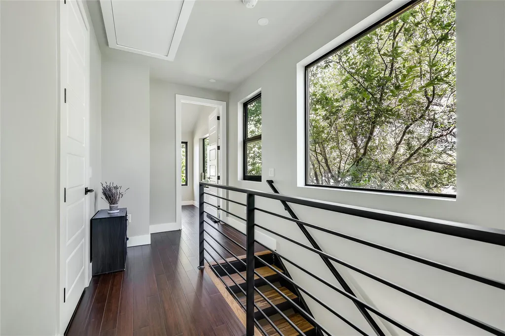 706 Valdez Street Austin TX 78741