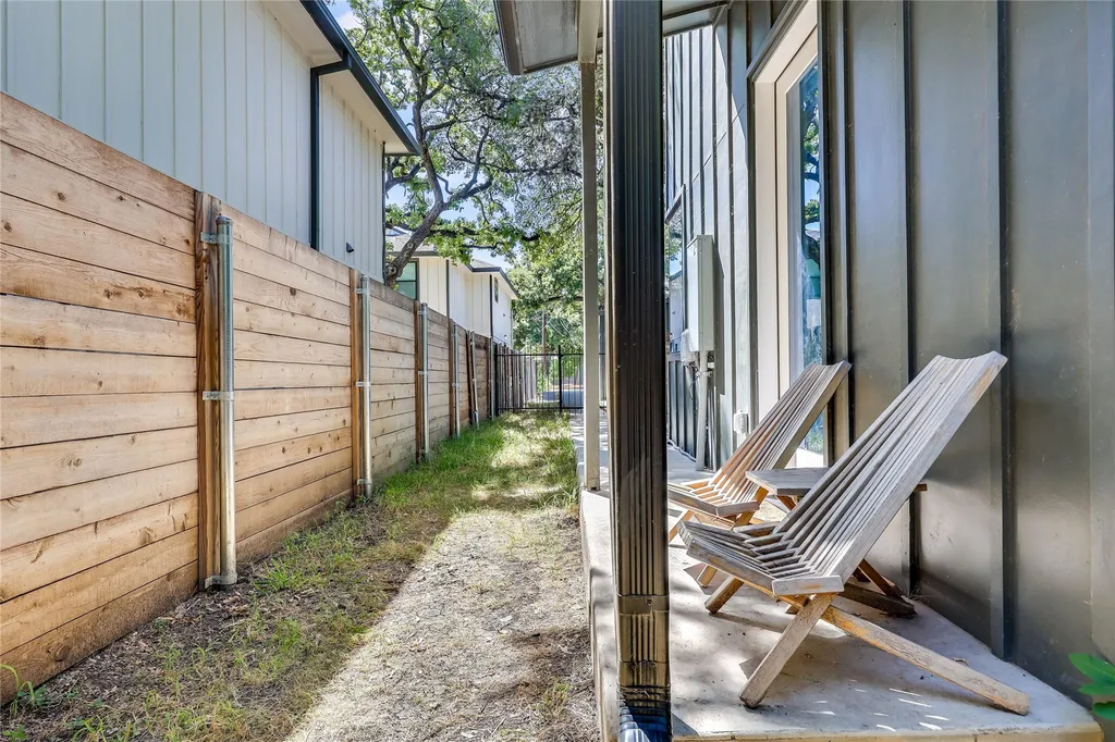 706 Valdez Street Austin TX 78741