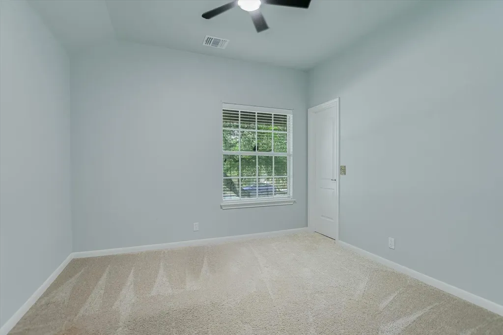445 Manchester Lane Austin TX 78737