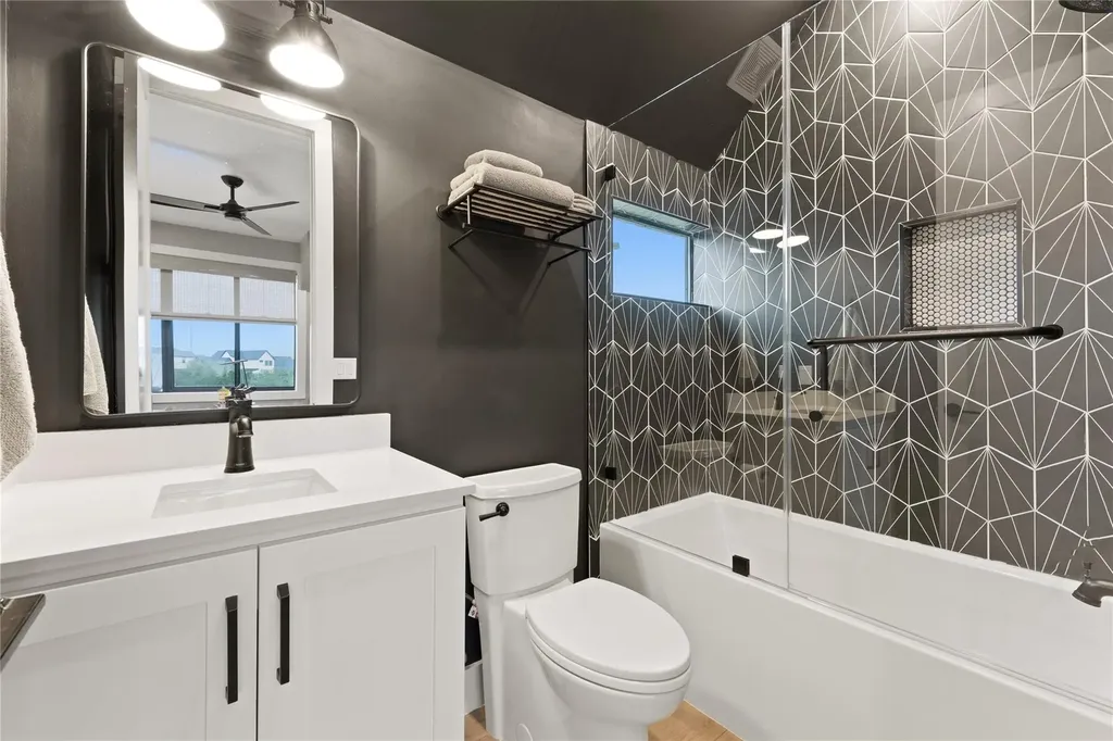 197 Evelyn Court Dripping Springs TX 78620