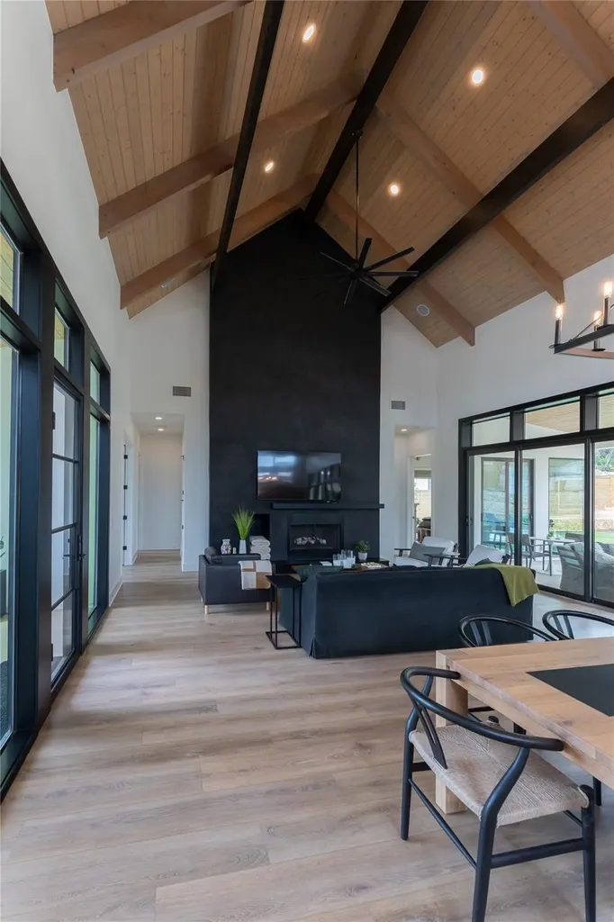 197 Evelyn Court Dripping Springs TX 78620