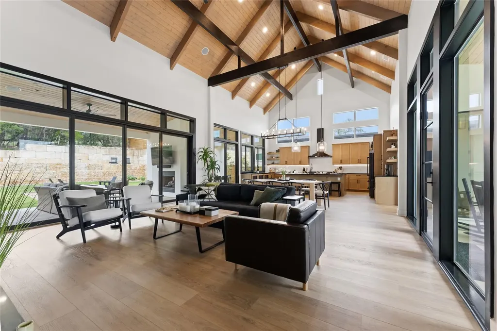 197 Evelyn Court Dripping Springs TX 78620