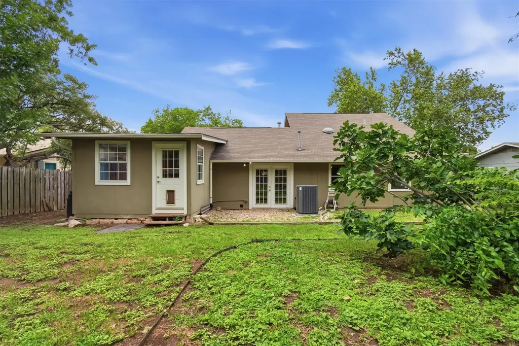 4011 Hillside Drive Round Rock TX 78681