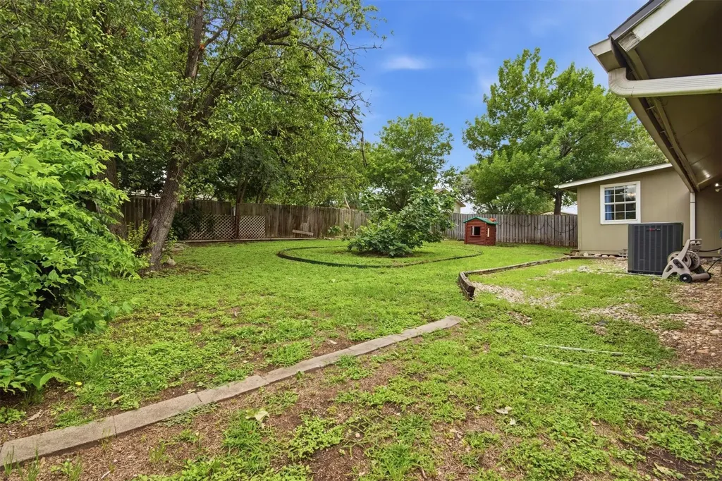 4011 Hillside Drive Round Rock TX 78681