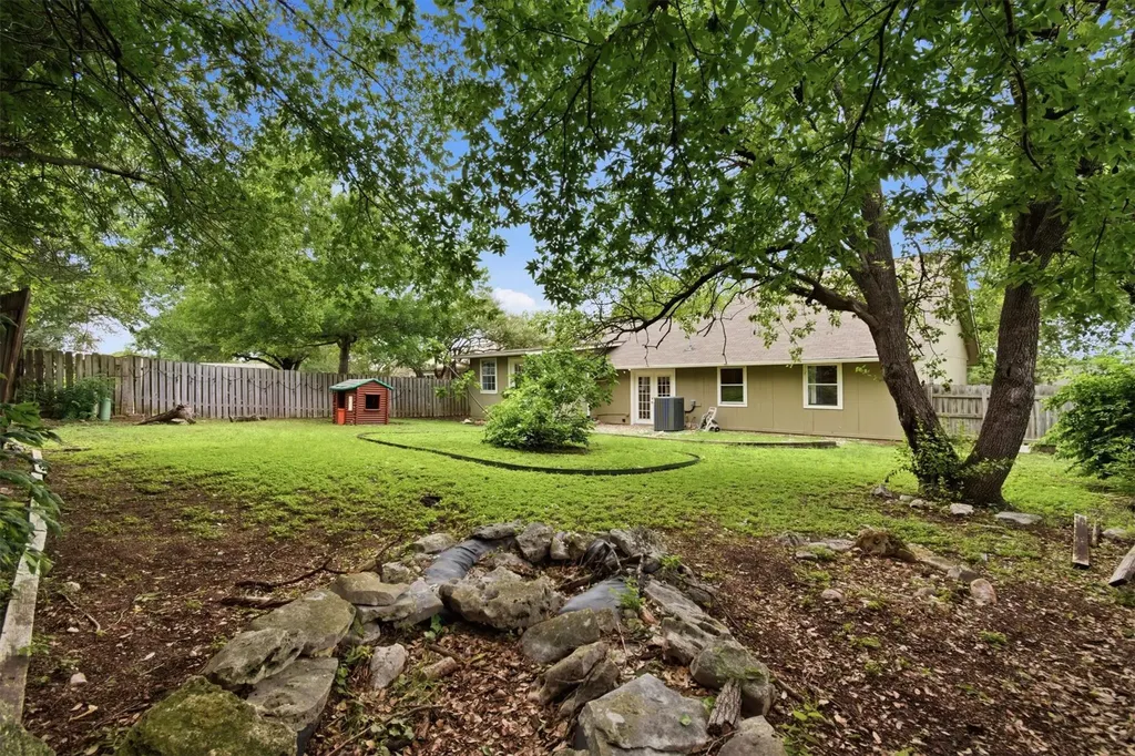 4011 Hillside Drive Round Rock TX 78681