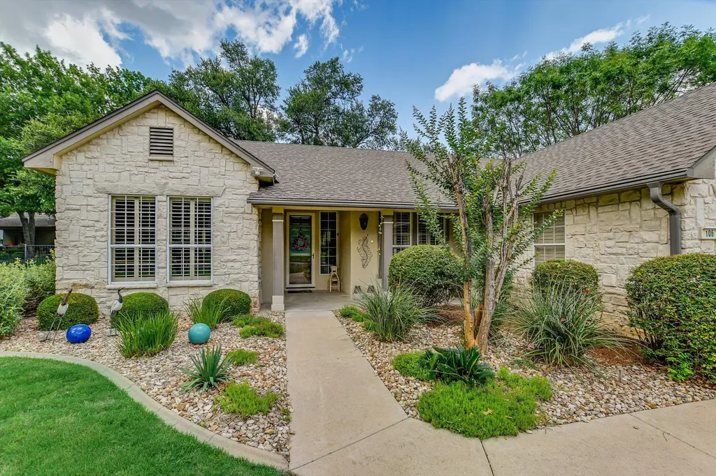 106 Nighthawk Way Georgetown TX 78633