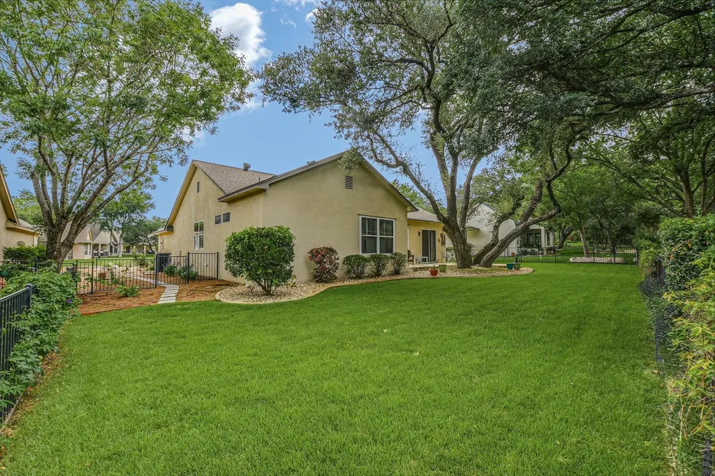 106 Nighthawk Way Georgetown TX 78633
