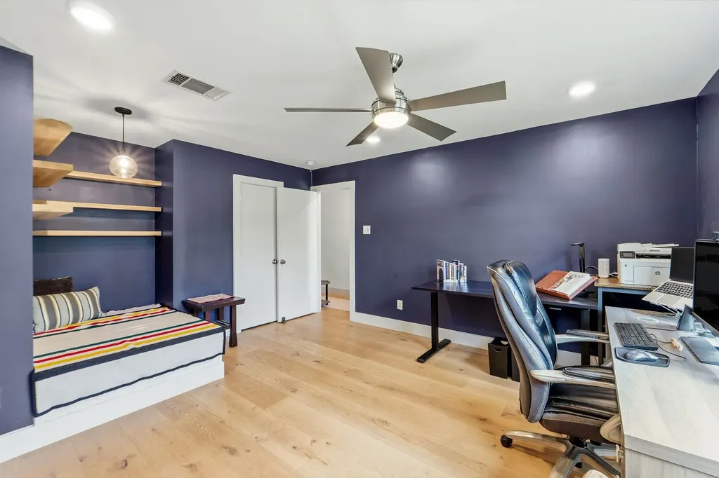 12933 Pegasus Street Austin TX 78727