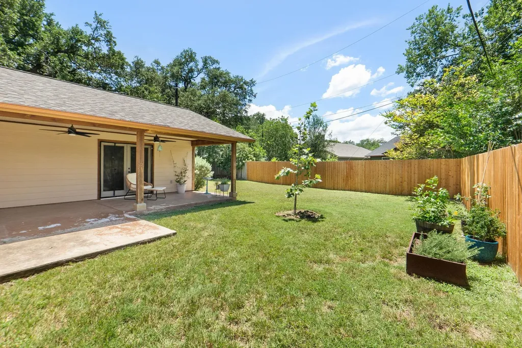 12933 Pegasus Street Austin TX 78727