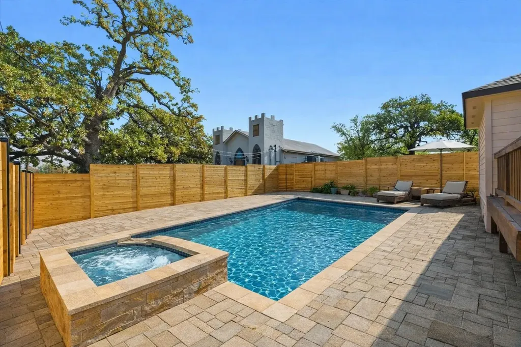 1199 Coleto Street Austin TX 78702