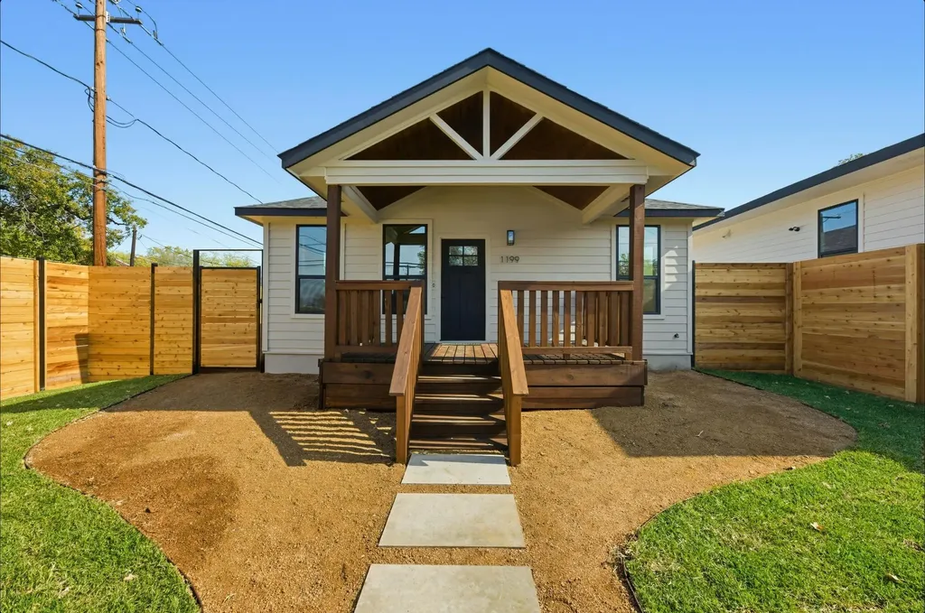 1199 Coleto Street Austin TX 78702