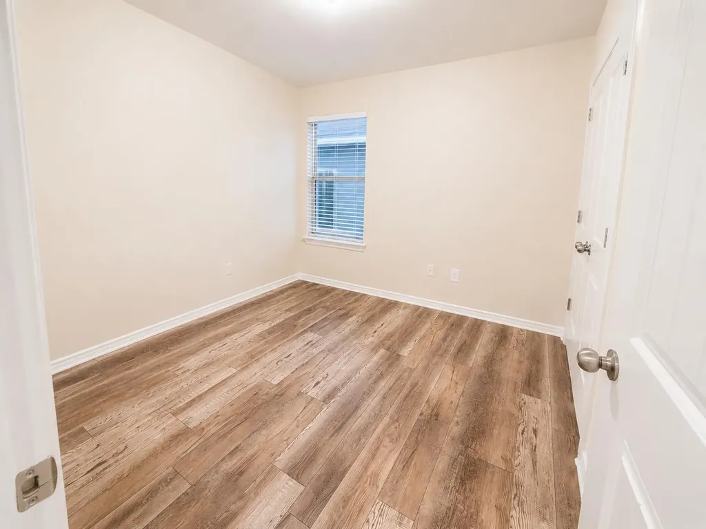 13004 Tinker Street Manor TX 78653