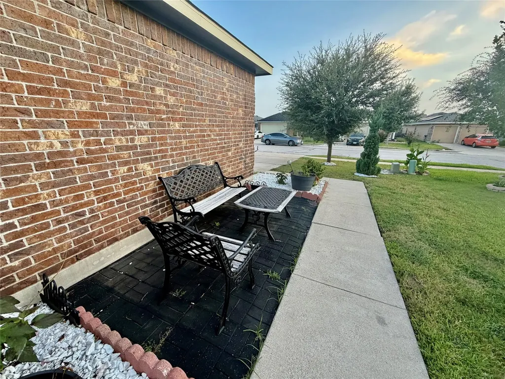 13004 Tinker Street Manor TX 78653