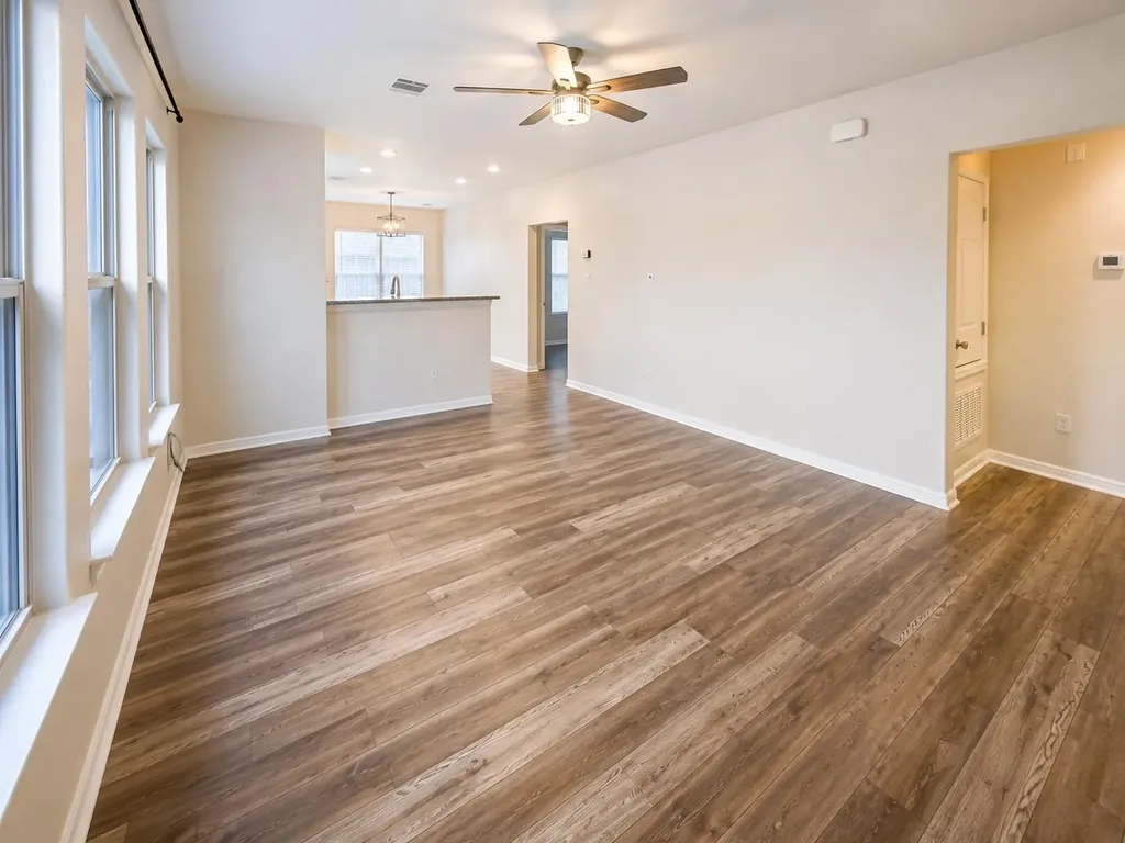 13004 Tinker Street Manor TX 78653