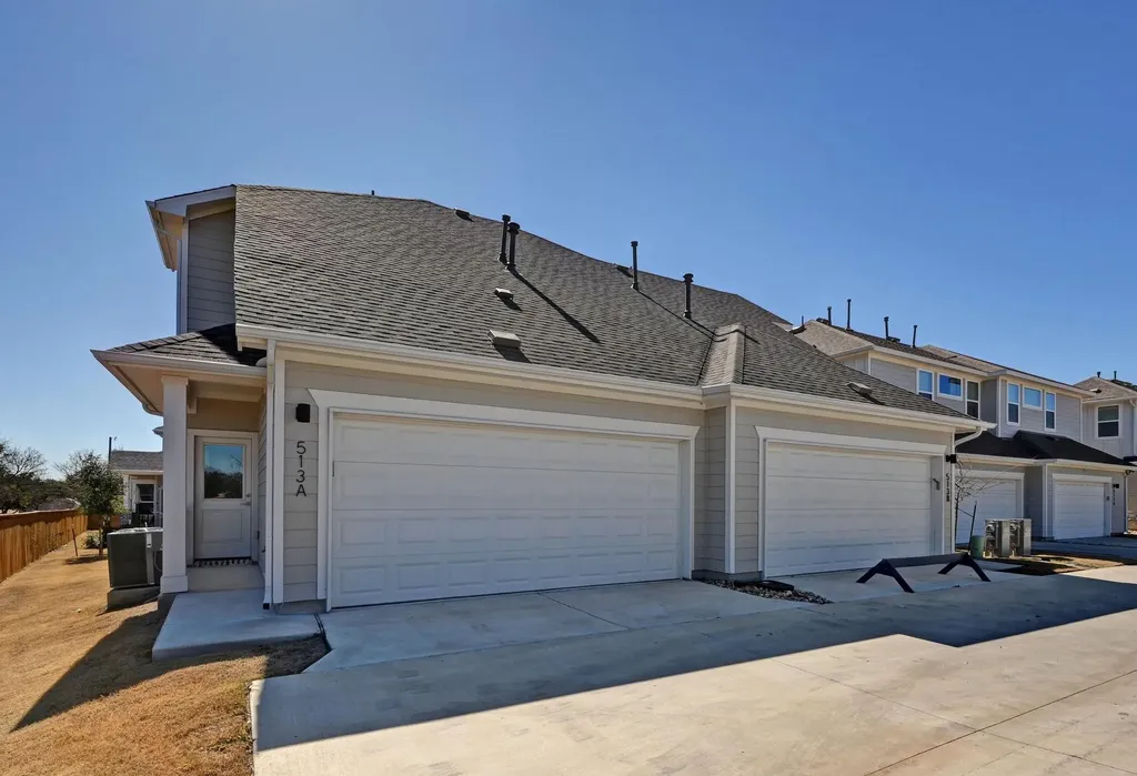 513 A Burlington Drive Buda TX 78610
