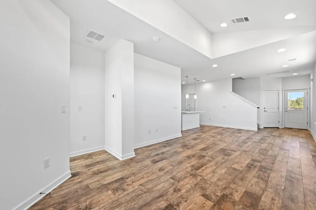 513 A Burlington Drive Buda TX 78610