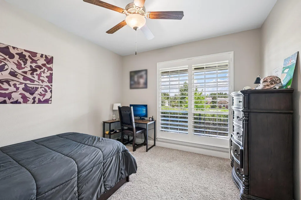 1016 Telling Wind Liberty Hill TX 78642