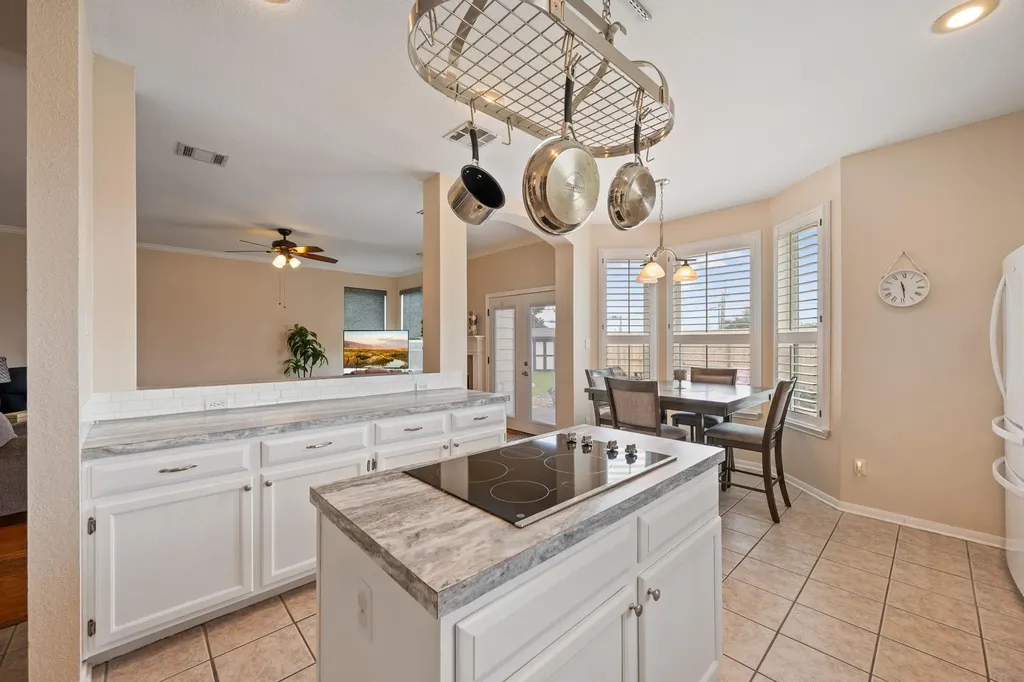 706 Sage Court Pflugerville TX 78660