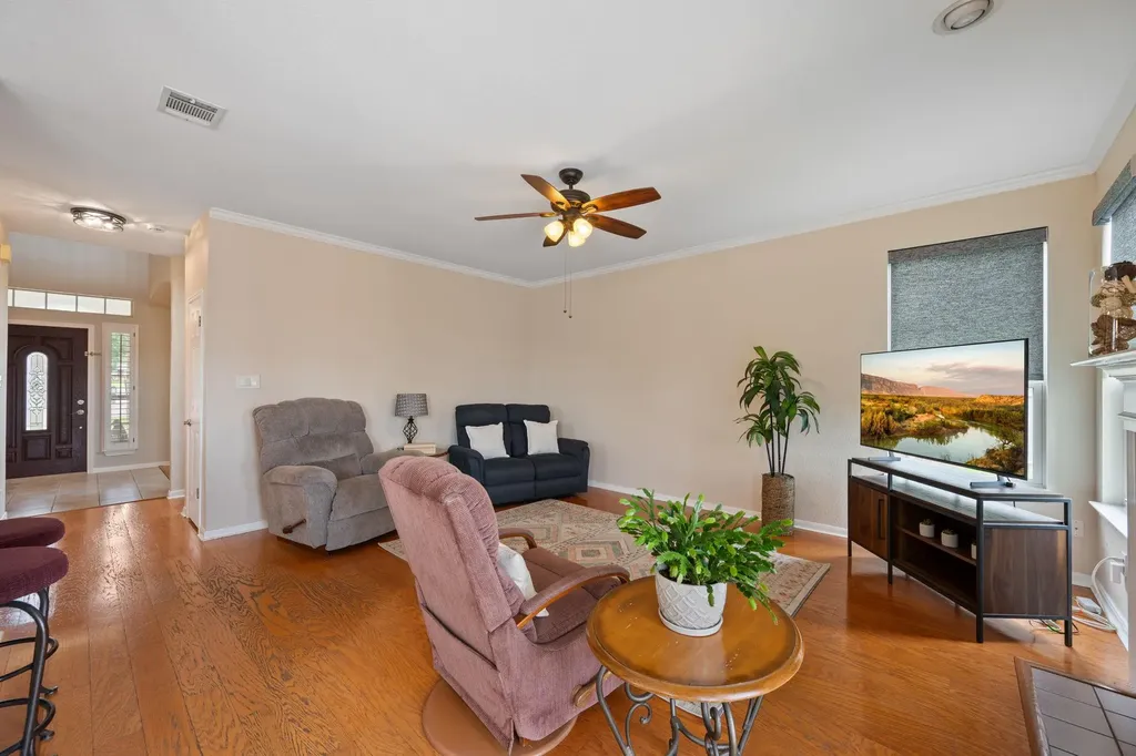 706 Sage Court Pflugerville TX 78660