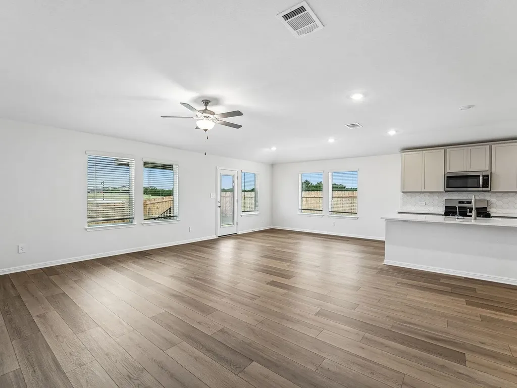 530 Lavender Crest Cove Liberty Hill TX 78642