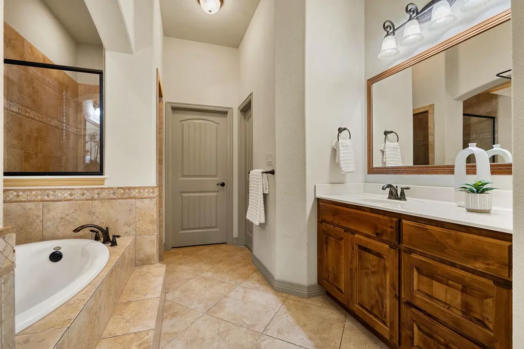 803 Pheasant Meadow Liberty Hill TX 78642
