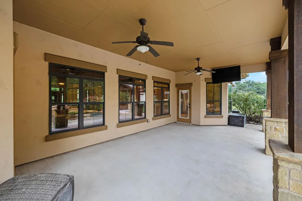 803 Pheasant Meadow Liberty Hill TX 78642