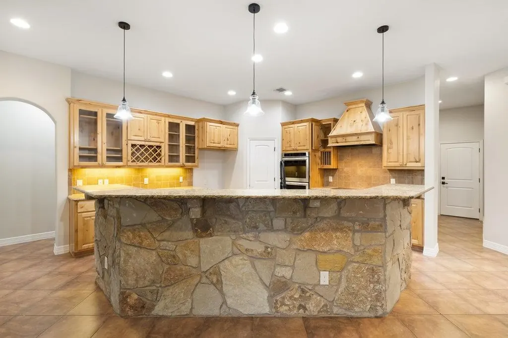321 Sarahs Lane Liberty Hill TX 78642