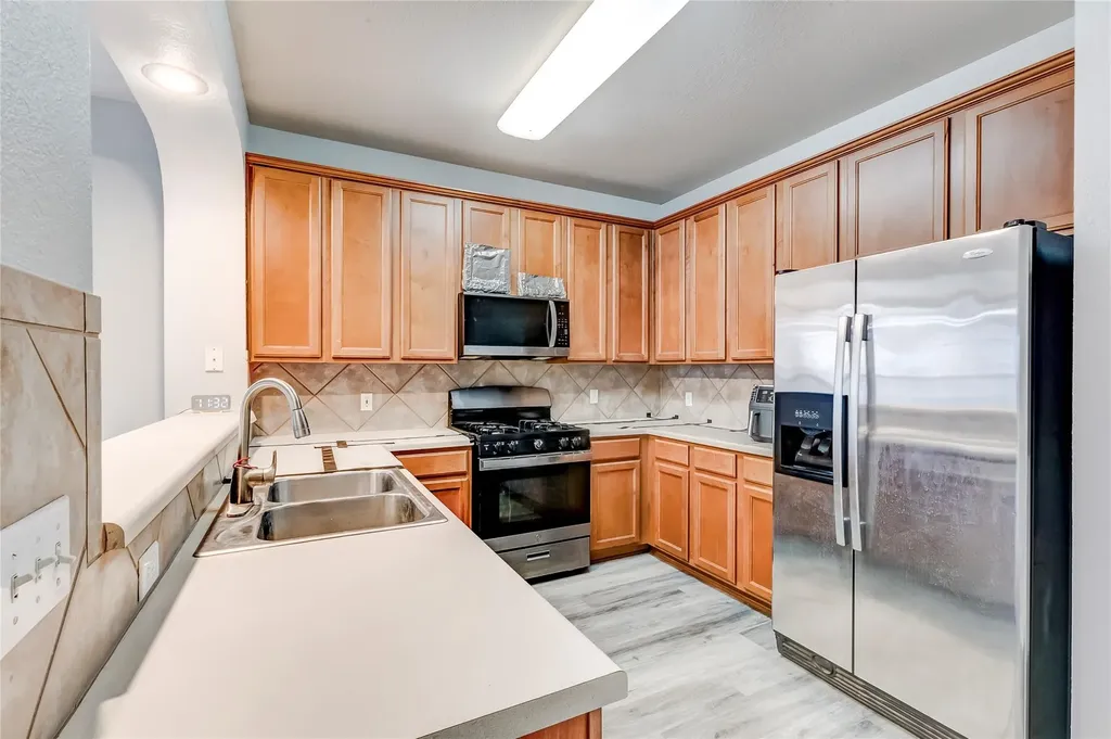 16100 S Great Oaks Drive Round Rock TX 78681