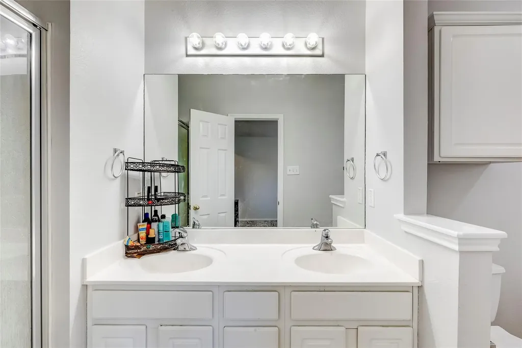 16100 S Great Oaks Drive Round Rock TX 78681