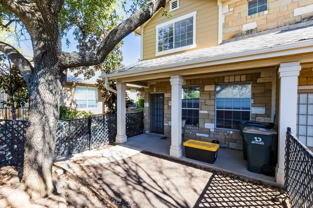 16100 S Great Oaks Drive Round Rock TX 78681