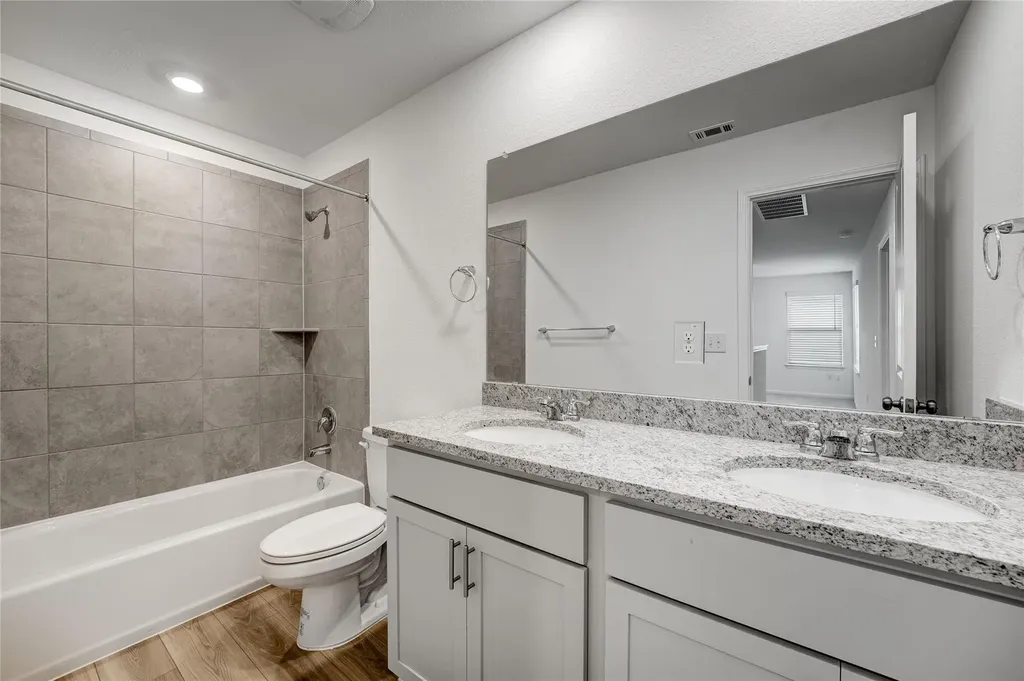 14221 Matterod Drive Del Valle TX 78617