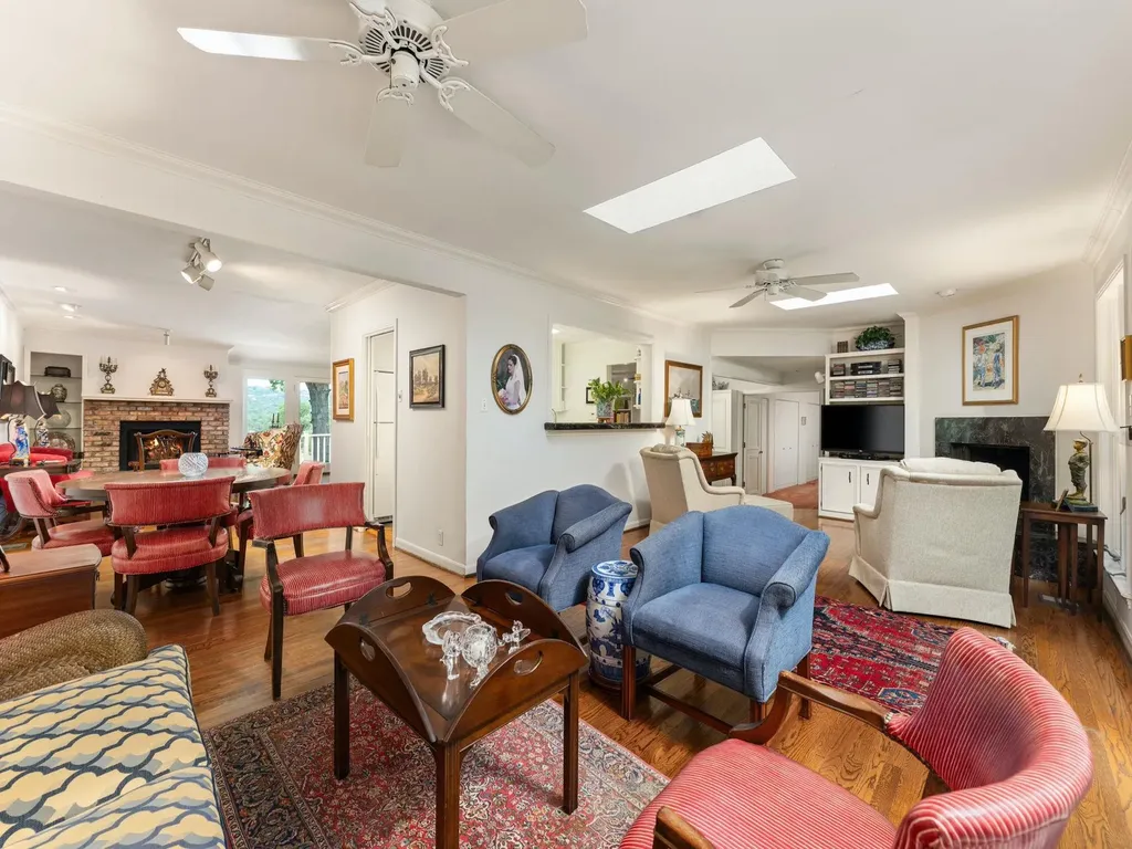 2205 Scenic Drive Austin TX 78703