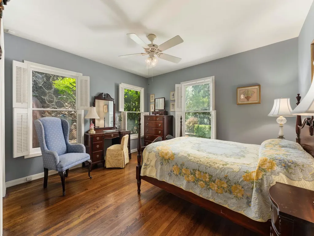2205 Scenic Drive Austin TX 78703