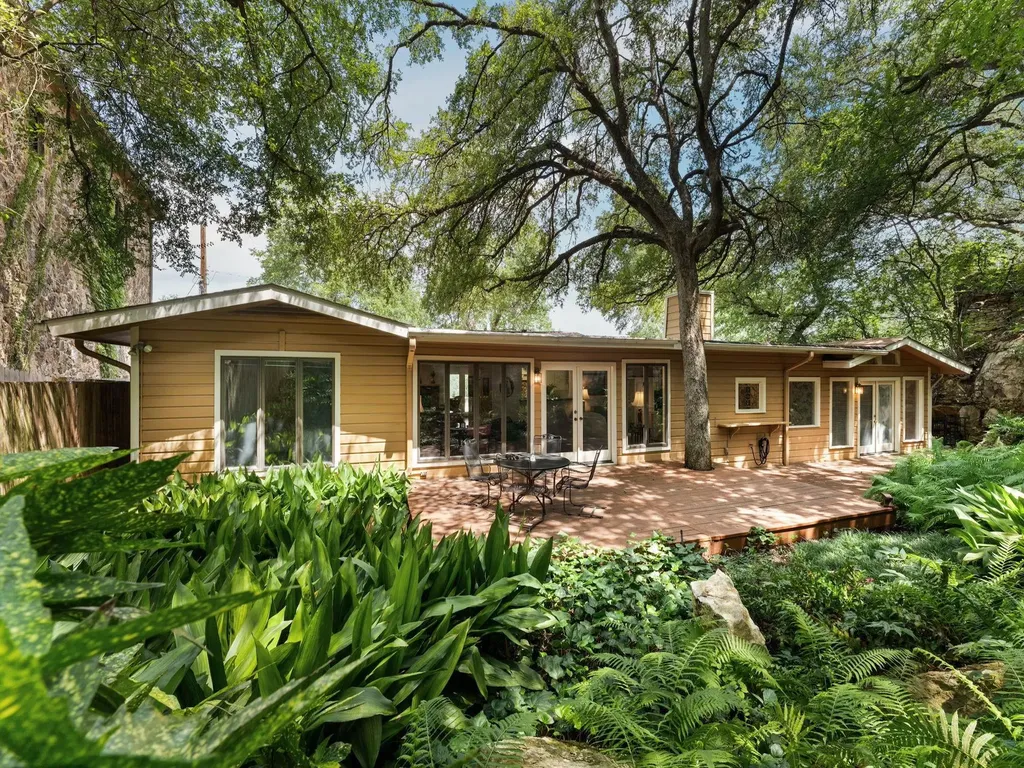 2205 Scenic Drive Austin TX 78703
