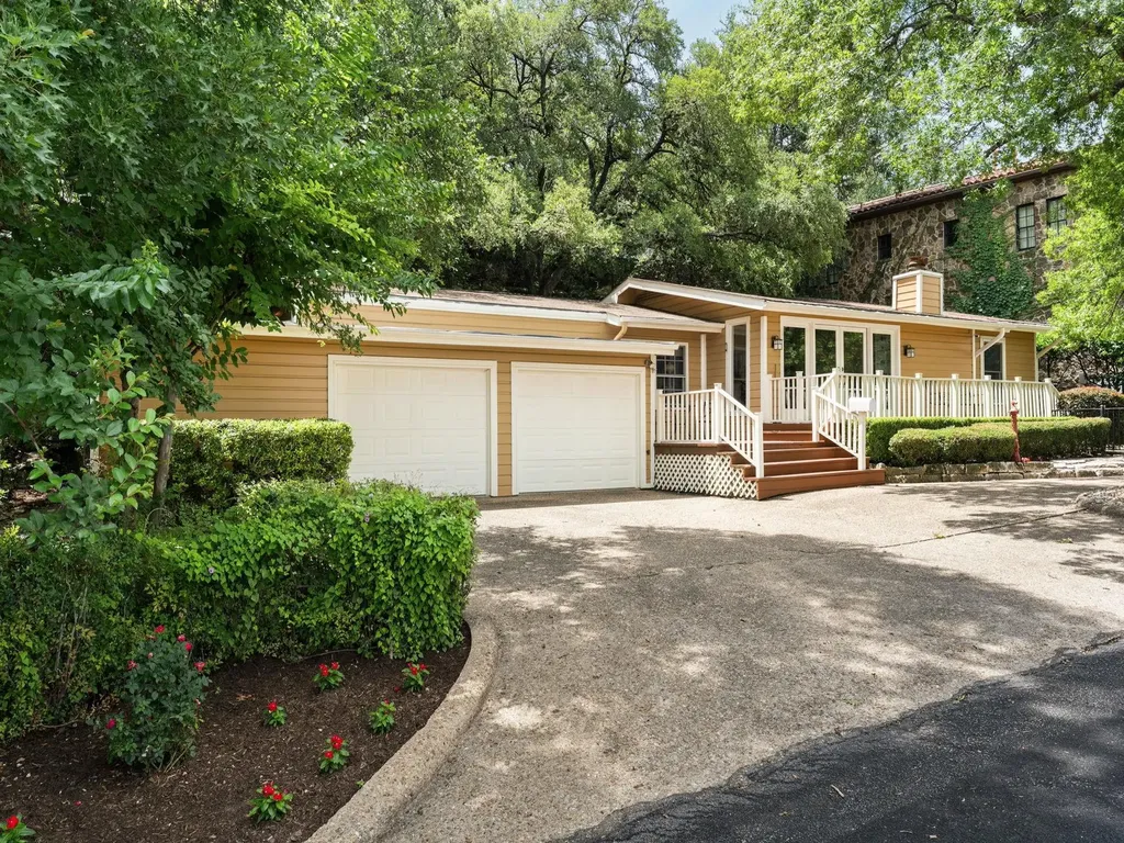 2205 Scenic Drive Austin TX 78703