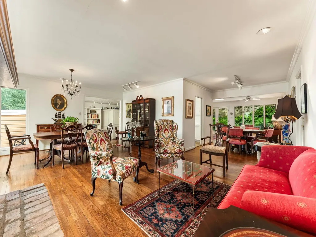 2205 Scenic Drive Austin TX 78703